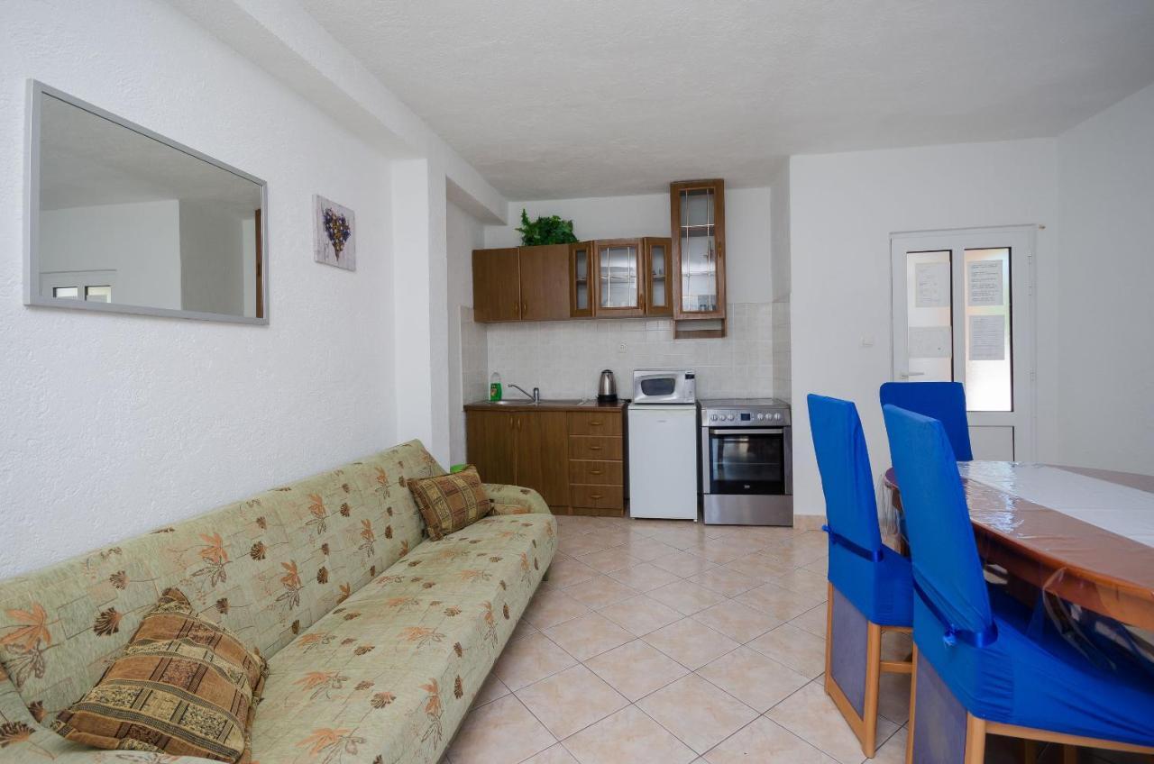 Apartments Elvira Lopar Exterior foto